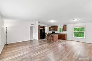 11302 201st Ave E, Bonney Lake, WA 98391 - Photo 4