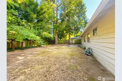 14037 108th Avenue NE, Kirkland, WA 98034 - Photo 16