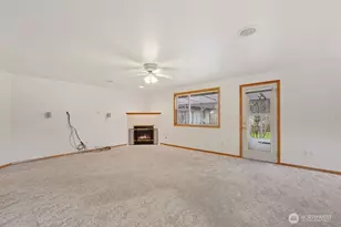 13822 Meridian St, Lake Stevens, WA 98258 - Photo 4