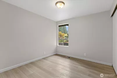 5819 172nd Place SW, Lynnwood, WA 98037 - Photo 14