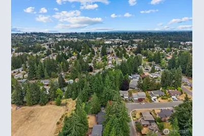 5819 172nd Place SW, Lynnwood, WA 98037 - Photo 32