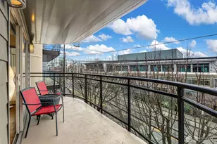 1550 Eastlake Ave E, Seattle, WA 98102 - Photo 24