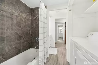 3927 108th Avenue NE #A102, Bellevue, WA 98004 - Photo 14