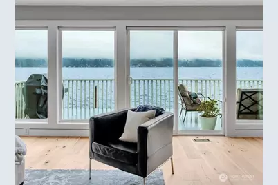 11262 Riviera Place NE, Seattle, WA 98125 - Photo 12
