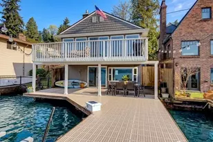 11262 Riviera Pl NE, Seattle, WA 98125 - Photo 36