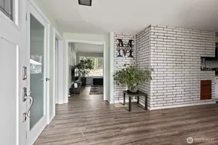 2439 Loerland Ln, Oak Harbor, WA 98277 - Photo 8