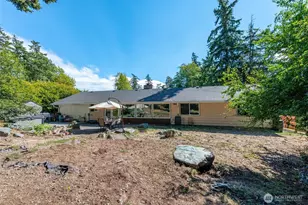2439 Loerland Ln, Oak Harbor, WA 98277 - Photo 32
