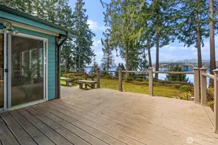 6873 NW Brothers View Ln, Silverdale, WA 98383 - Photo 32