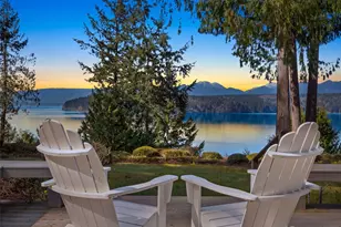 6873 NW Brothers View Ln, Silverdale, WA 98383 - Photo 4