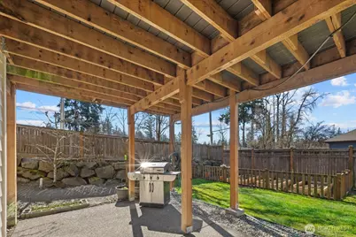 215 Ilwaco Place SE, Renton, WA 98059 - Photo 30