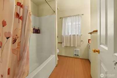 1516 Rainier Avenue, Everett, WA 98201 - Photo 16
