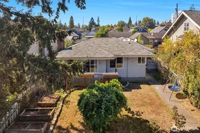 1516 Rainier Avenue, Everett, WA 98201 - Photo 2