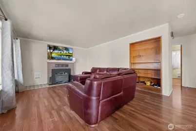 1516 Rainier Avenue, Everett, WA 98201 - Photo 6