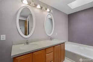 19217 46th Ave NE, Lake Forest Park, WA 98155 - Photo 14