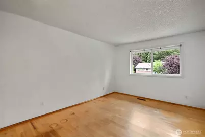 19217 46th Avenue NE, Lake Forest Park, WA 98155 - Photo 18