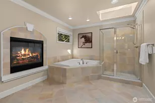 306 240th Pl SE, Sammamish, WA 98074 - Photo 14