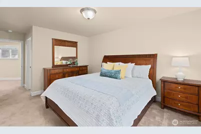306 240th Place SE, Sammamish, WA 98074 - Photo 16
