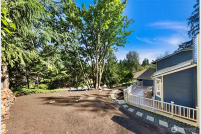 22721 NE 12th Place, Sammamish, WA 98074 - Photo 32