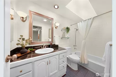 22721 NE 12th Place, Sammamish, WA 98074 - Photo 22
