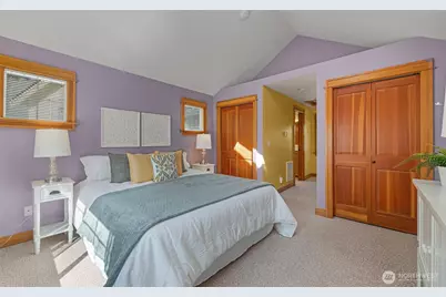 15741 Dayton Avenue N #11, Shoreline, WA 98133 - Photo 20
