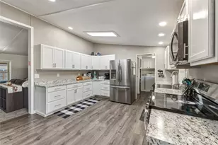 610 E 6th St, Waitsburg, WA 99361 - Photo 8