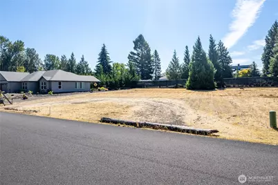 211 Columbia Point Road, Longview, WA 98632 - Photo 1