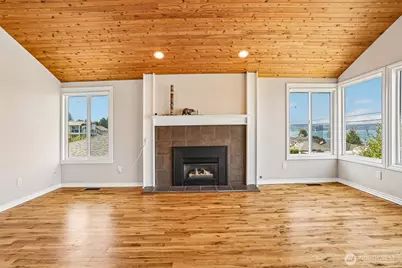955 2nd Street, Mukilteo, WA 98275 - Photo 8