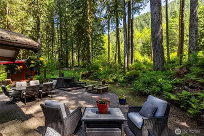 10707 Thompson Creek Road, Deming, WA 98244 - Photo 34