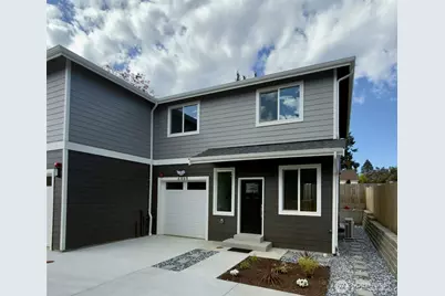 648 B SW 139th Street, Burien, WA 98166 - Photo 2