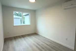 648 B SW 139th St, Burien, WA 98166 - Photo 14