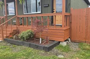 557 SW Pacific Ave, Chehalis, WA 98532 - Photo 4