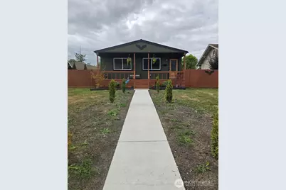 557 SW Pacific Avenue, Chehalis, WA 98532 - Photo 2