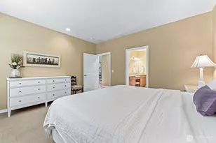 12026 Big Leaf Way NE, Redmond, WA 98053 - Photo 16