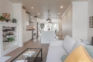 3820 Burke Ave N, Seattle, WA 98103 - Photo 10