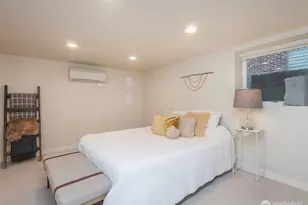 3820 Burke Ave N, Seattle, WA 98103 - Photo 32
