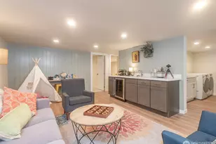 3820 Burke Ave N, Seattle, WA 98103 - Photo 28