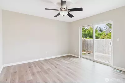 2271 SE Upchurch Way, Port Orchard, WA 98366 - Photo 18