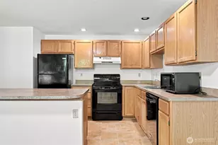 2233 E Birch St, Bellingham, WA 98229 - Photo 6