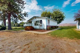 193 Robinson Canyon Rd, Omak, WA 98841 - Photo 2