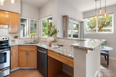 3926 243rd Place SE #H102, Bothell, WA 98021 - Photo 10