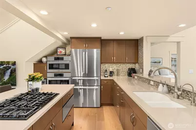 450 Wood Avenue SW #3B, Bainbridge Island, WA 98110 - Photo 12
