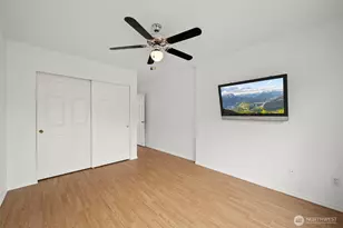 5243 40th Ave NE, Seattle, WA 98105 - Photo 16