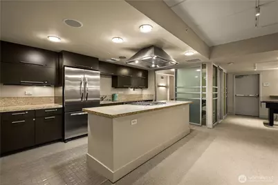 2911 2nd Avenue #417, Seattle, WA 98121 - Photo 26