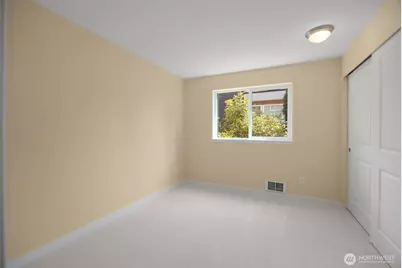 8816 Nesbit Avenue N #104, Seattle, WA 98103 - Photo 14