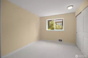 8816 Nesbit Ave N, Seattle, WA 98103 - Photo 14