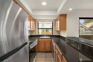 8816 Nesbit Ave N, Seattle, WA 98103 - Photo 10