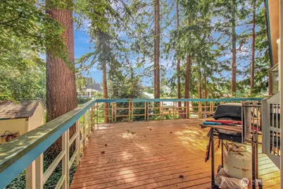 385 Glengarry Drive, Camano Island, WA 98282 - Photo 6