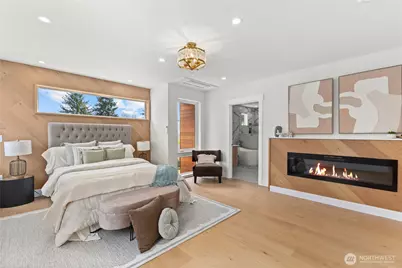 9535 Dayton Avenue N, Seattle, WA 98103 - Photo 32