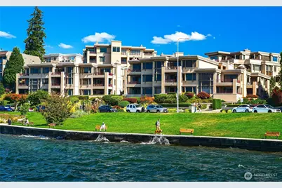 530 Lake Street S #H-101, Kirkland, WA 98033 - Photo 2