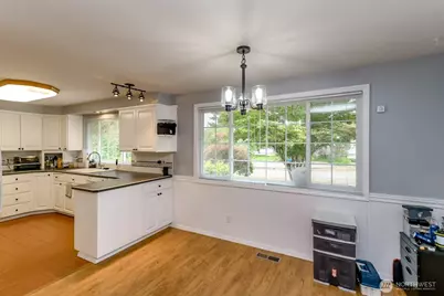 17407 36th Ave E, Tacoma, WA 98446 - Photo 14